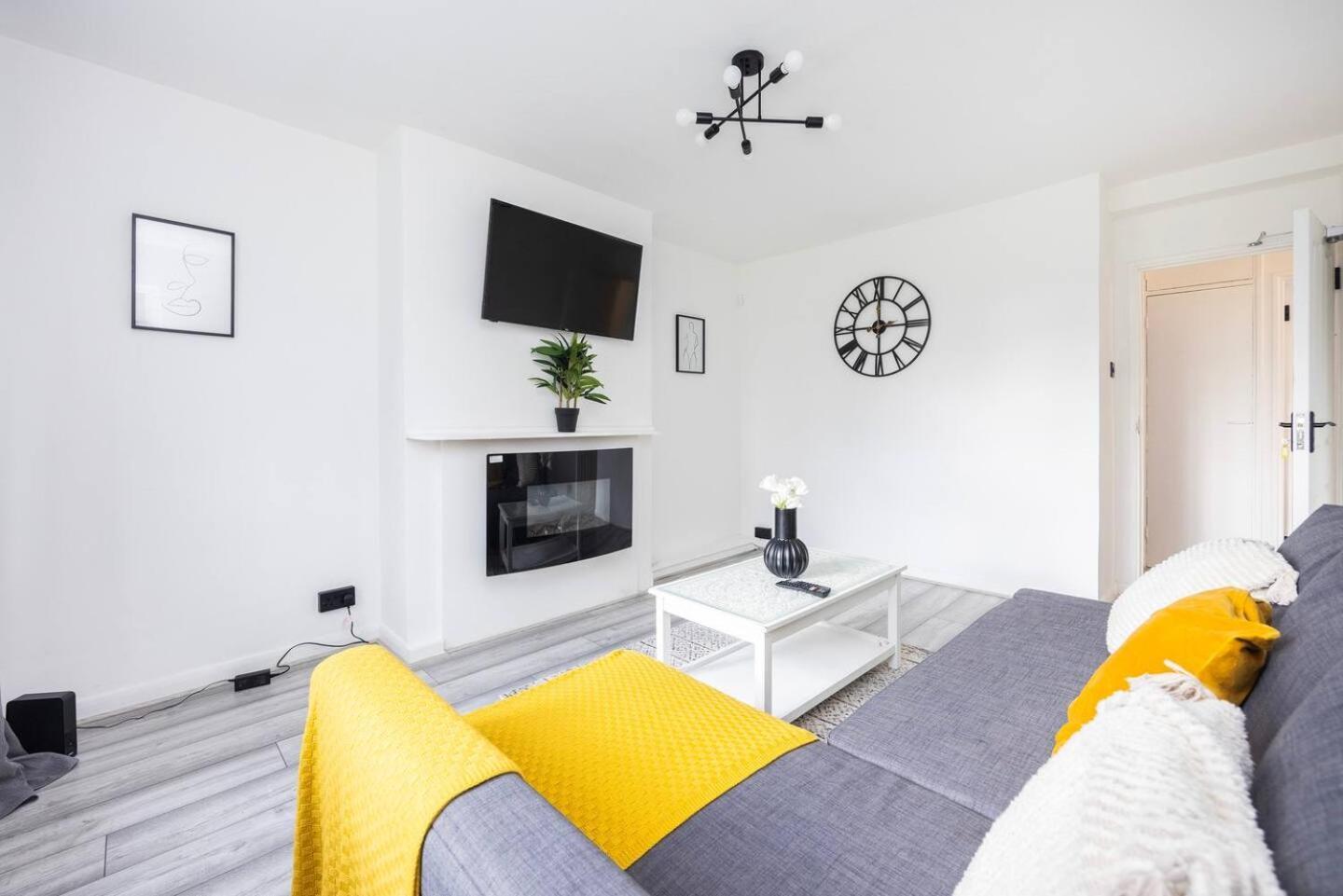 Chic Urban Perfect For Groups Of Six! Holiday home *